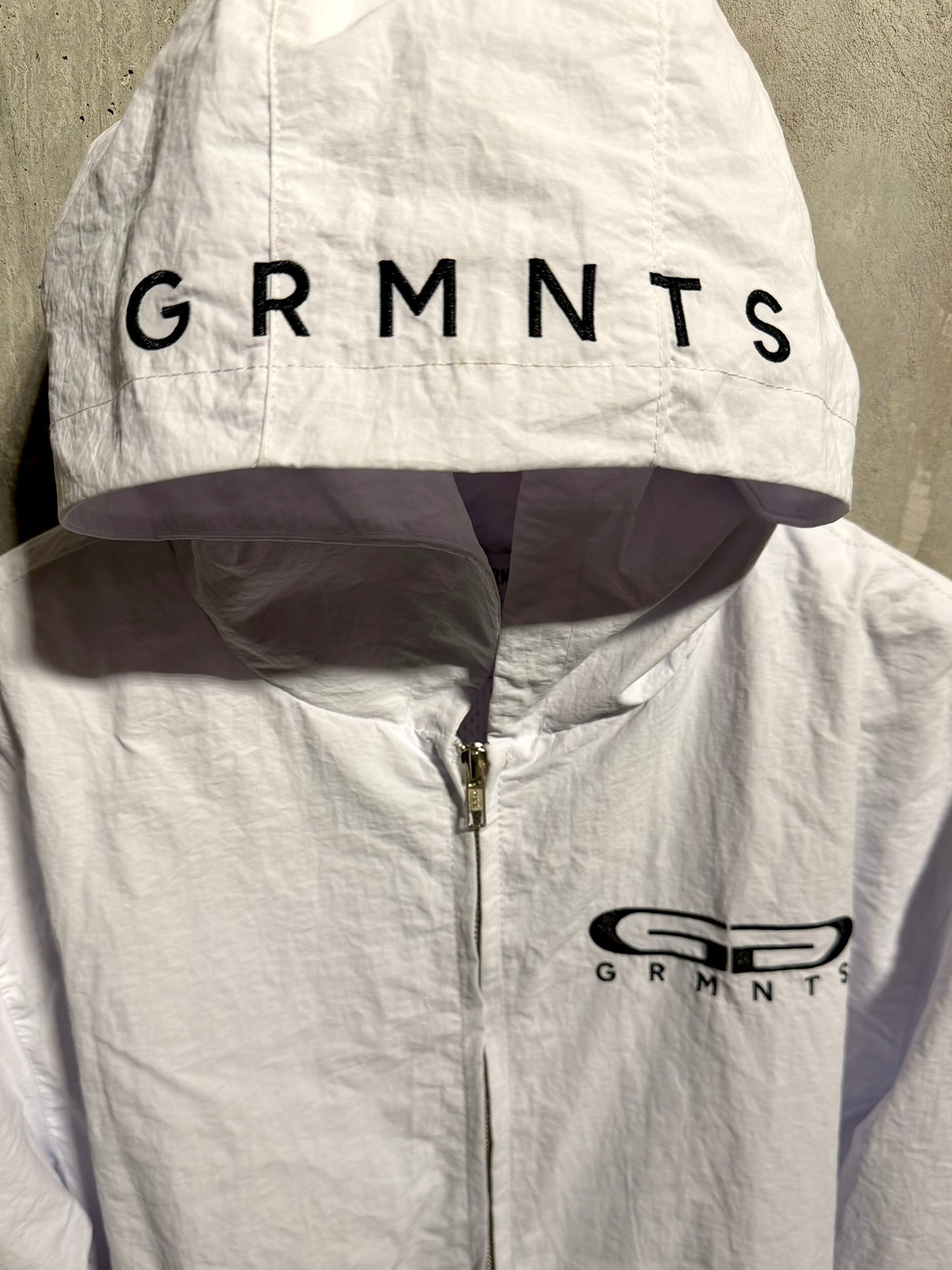 GRMNTS RAIN SET (WHITE)